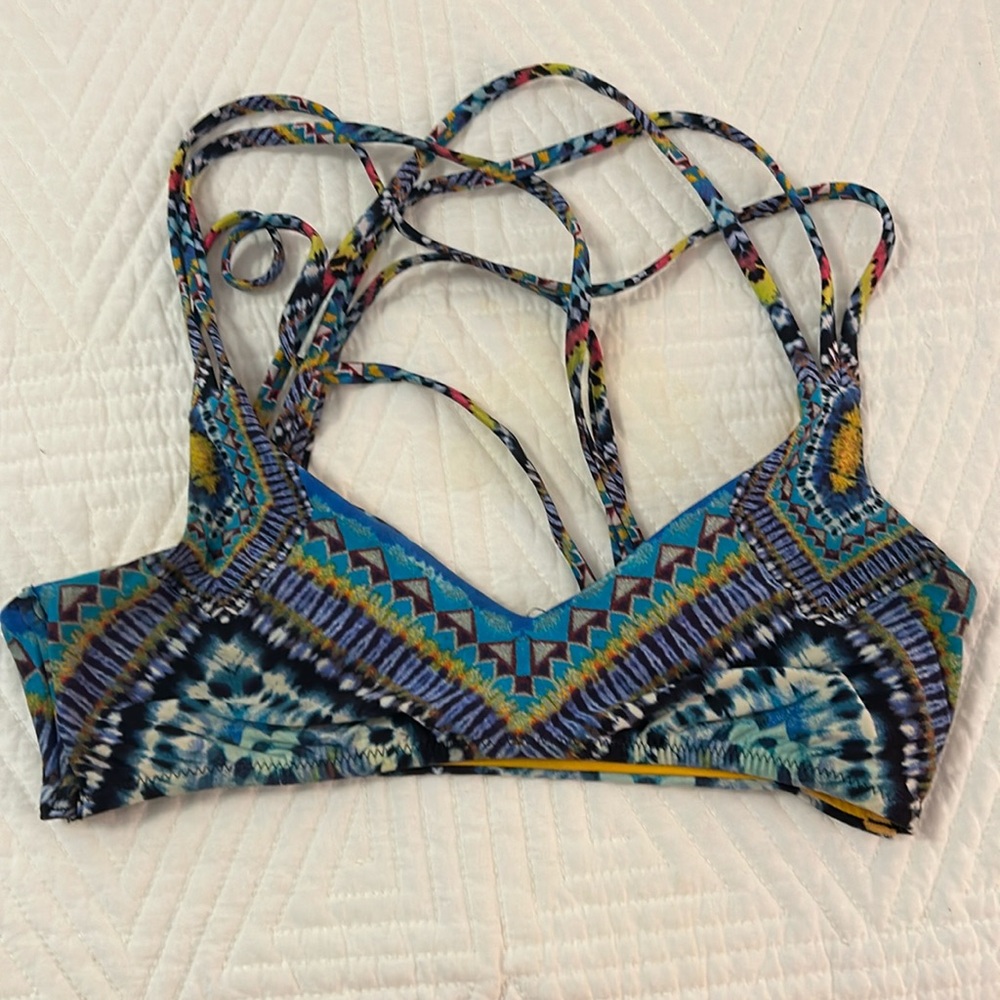 Swim bikini top